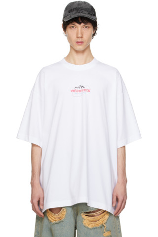 【関税込み】VETEMENTS ホワイト Spring Water Tシャツ White Spring Water T-Shirt by VETEMENTS on Sale