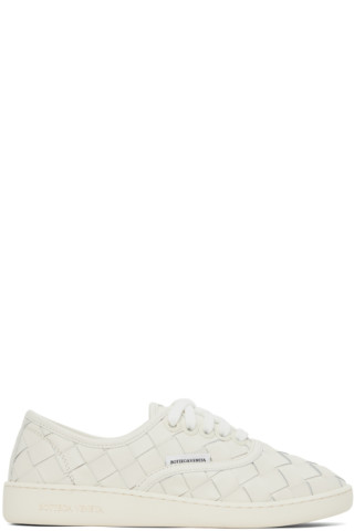 BottegaVeneta オフホワイト Bottega Veneta: Off-White Snap Slide Sandals | SSENSE