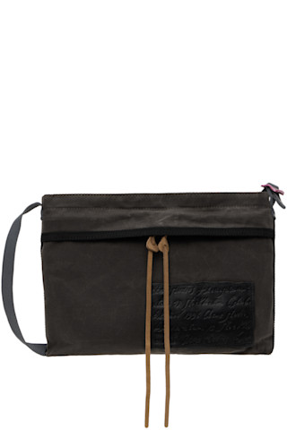 Acne Studiosのグレー ミニ メッセンジャーバッグがセール中 Acne Studiosのグレー ミニ メッセンジャーバッグがセール中