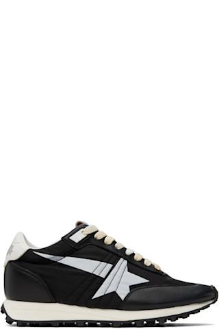 スニーカー GOLDEN 'Running Marathon M77' sneakers White/Black Golden Goose: Black & White Marathon M77 Sneakers | SSENSE