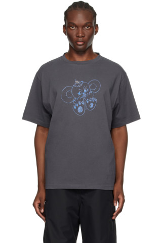 【関税込み】We11done グレー Selldone パッチ Tシャツ 242327M213001_1.jpg