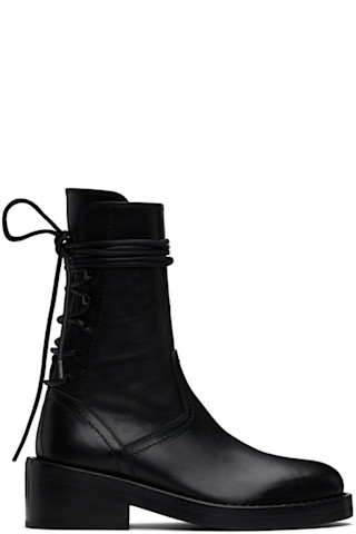 Ann Demeulemeester: ブラック Henrica ブーツ | SSENSE 日本 Ann Demeulemeester: ブラック Henrica ブーツ | SSENSE 日本