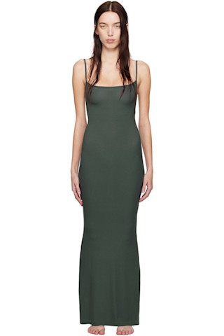 【関税込み】SKIMS カーキ Soft Lounge ロング スリップドレス Khaki Soft Lounge Long Slip Dress by SKIMS on Sale