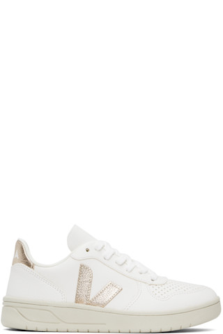 VEJA ホワイト/ローズゴールド スニーカー VEJA: White & Rose Gold V-10 Leather Sneakers | SSENSE