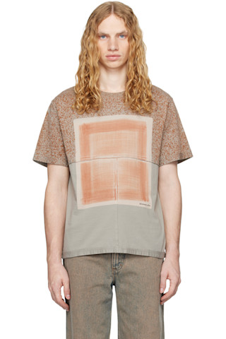 【関税込み】Eckhaus Latta オレンジ&ブラウン Lapped Tシャツ Eckhaus Latta: Taupe & Orange Lapped T-shirt | SSENSE
