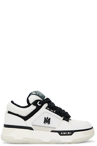 AMIRIのホワイト＆ブラック MA-1 スニーカーがセール中 