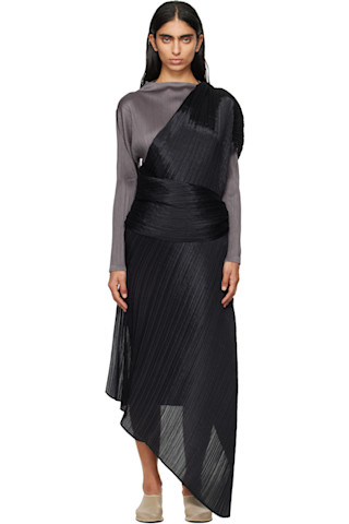 PLEATS PLEASE ISSEY MIYAKE: Black Basic Madame-T Stole | SSENSE PLEATS PLEASE ISSEY MIYAKE: Black Basic Madame-T Stole | SSENSE