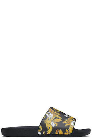 ★Versace Jeans Couture★ ブラック バロッコ プールスライド Versace Jeans Coutureのブラック アウトライン バロッコ プール