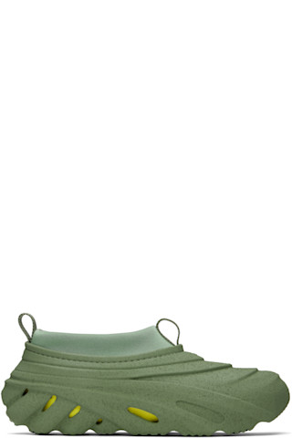 【関税込み】Crocs グリーン Echo Storm Sandstorm スリッポン Crocsのグリーン Echo Storm Sandstorm スリッポンがセール中