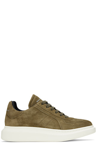 【関税込み】McQueen カーキ Oversized Retro スニーカー McQueenのカーキ Oversized Retro スニーカーがセール中