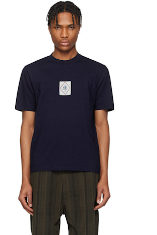 送料関税込★C.P. COMPANY★ロゴ入りコットンジャージーTシャツ C.P. Companyのブルー ジャージ ロゴ Tシャツがセール中