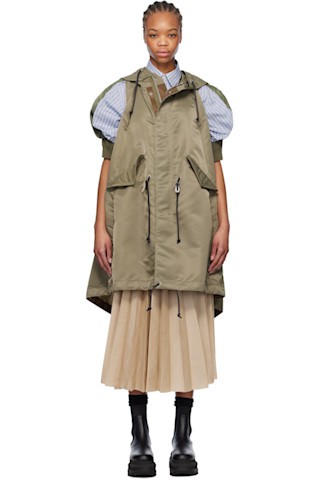 【関税込み】sacai カーキ ナイロンツイル ベスト フードコート sacai: カーキ ナイロンツイル ベスト フードコート | SSENSE 日本