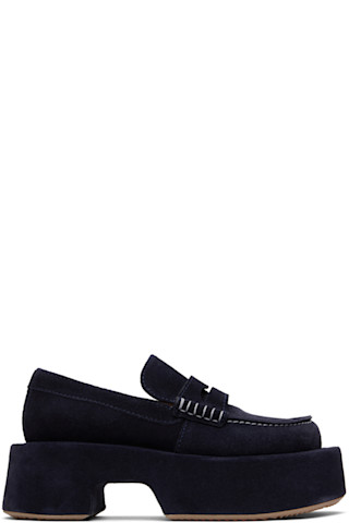 【JW ANDERSON】ネイビー スエード プラットフォーム ローファー JW Andersonのネイビー スエード プラットフォーム ローファーが