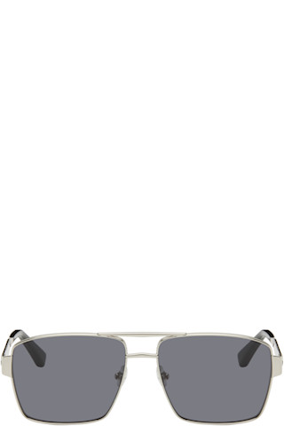 優雅【AMI PARIS】シルバーステンレススチール 75007 サングラス AMI Parisのシルバー 75007 ステンレススチール サングラスが
