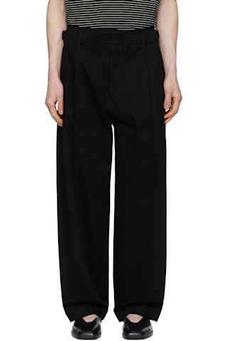【関税込み】LEMAIRE ブラウン Maxi トラウザーズ LEMAIREのブラック Pleated Carrot トラウザーズがセール中
