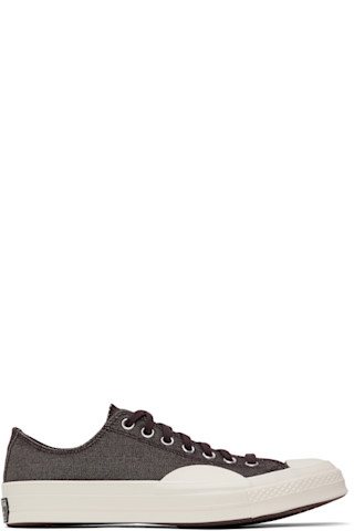 こぜ Burgundy Chuck 70 Tough Textures Low Top Sneakers by Converse on Sale