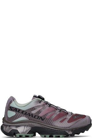 【関税込み】Salomon パープル&ブルー XT-4 OG スニーカー Salomonのパープル&ブルー XT-4 OG スニーカーがセール中