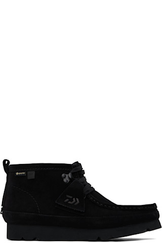 DAIWA PIER39: Black Clarks Originals Edition Wallabee GTX SP DAIWA PIER39: Black Clarks Originals Edition Wallabee GTX SP