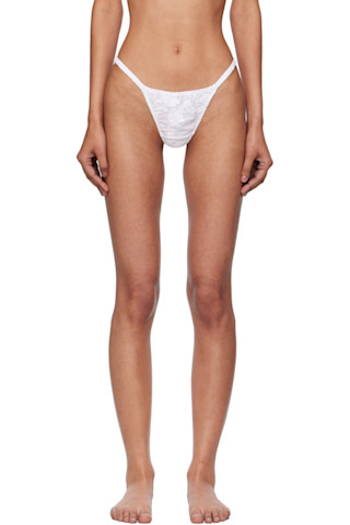 【関税込み】Fruity Booty ホワイト Broderie スコート Fruity Booty: White Broderie Thong | SSENSE