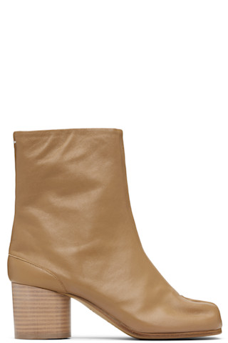 Maison Margiela: ベージュ Tabi アンクルブーツ | SSENSE 日本