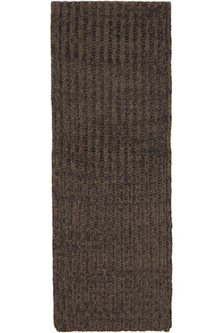 Maison Margielaのブラウン リブニット マフラーがセール中