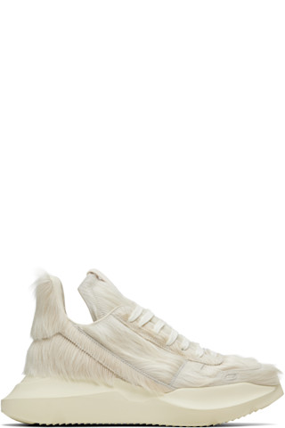 Rick Owensのオフホワイト Concordians Geth Runner スニーカーがセール中