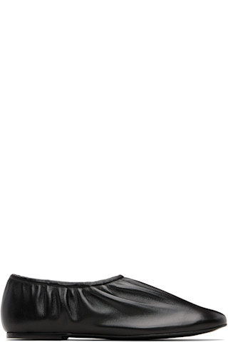 【関税込み】A.P.C. ブラック Swan フラットシューズ 関税込み】A.P.C. ブラック Swan フラットシューズ (A.P.C.