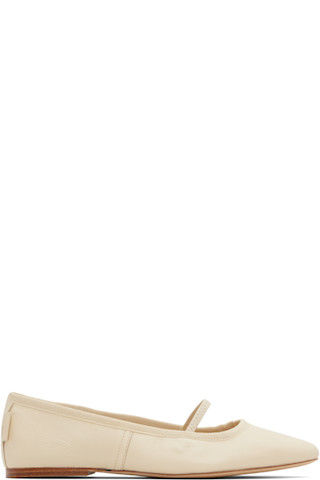 【関税込み】A.P.C. ベージュ Swan フラットシューズ A.P.C.: ベージュ Swan フラットシューズ | SSENSE 日本
