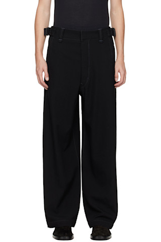 LEMAIREのブラック Maxi ユーティリティパンツがセール中