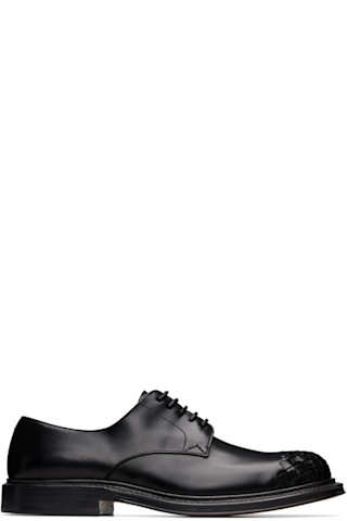Bottega Veneta: ブラック James レースアップダービー | SSENSE 日本