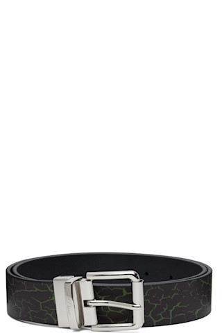 Dimeのブラック リバーシブル レザーベルトがセール中