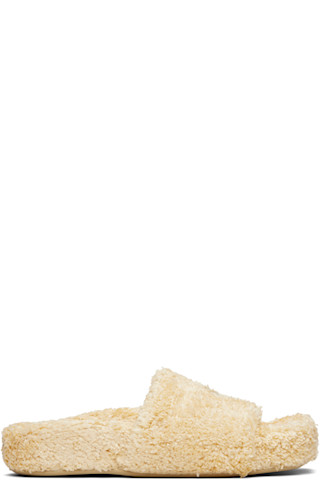 MM6 Maison Margielaのベージュ Spugna Vichy サンダルがセール中