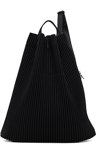 HOMME PLISSÉ ISSEY MIYAKE DRAWSTRING Bag Issey Miyake Homme Plisse Drawstring Bag Black - The Recollective