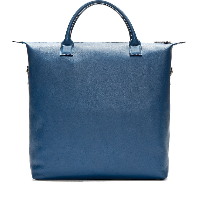 Want Les Essentiels de la Vie Navy OHare Tote