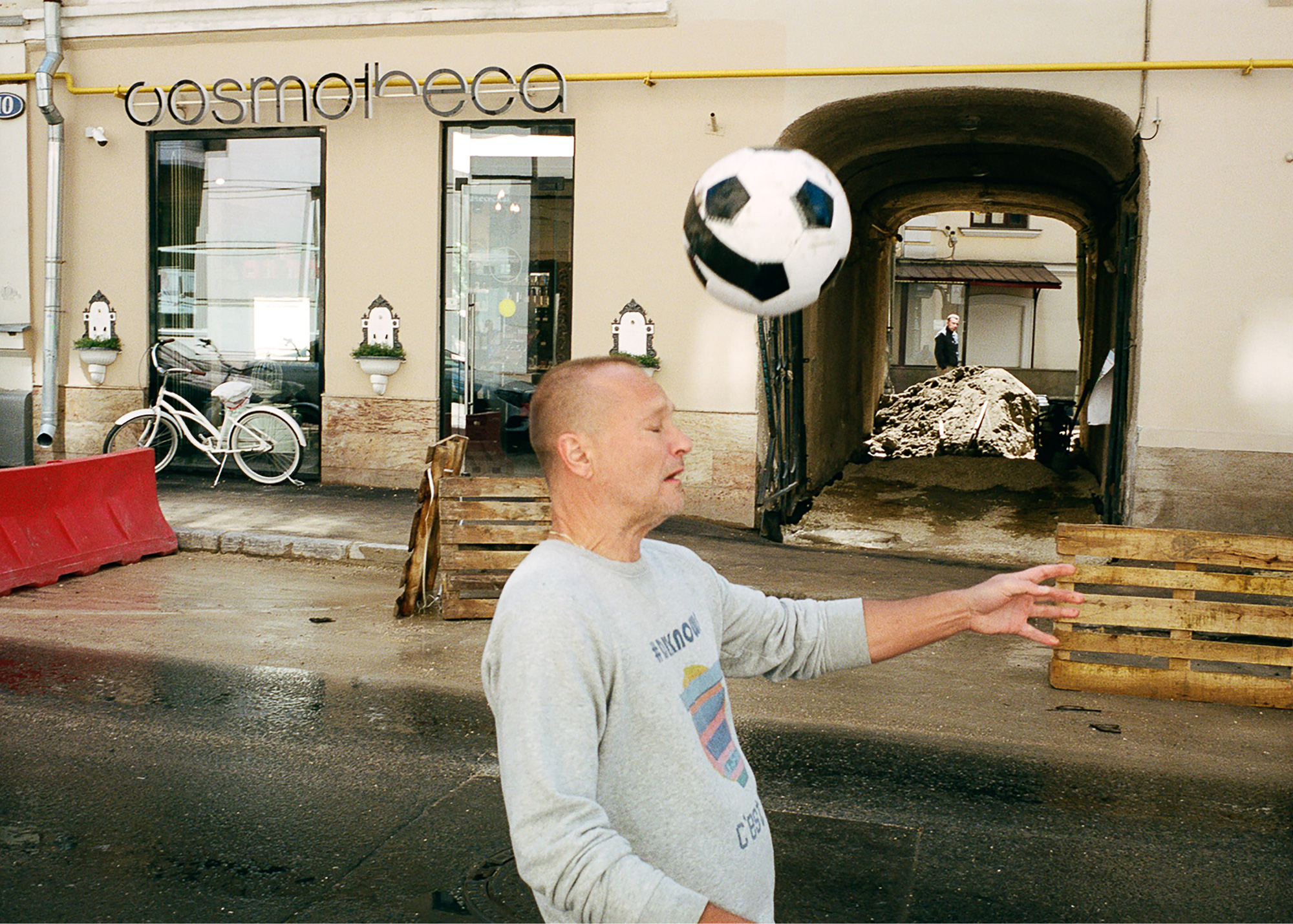 Juergen Teller's Beer Showers | SSENSE