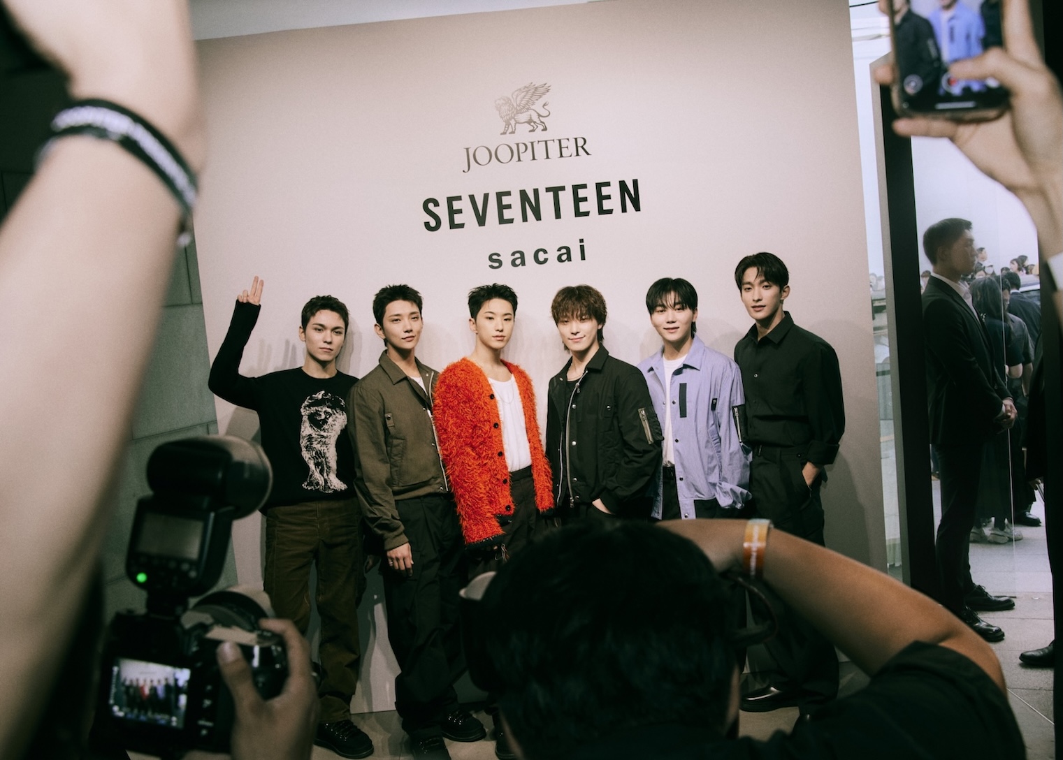 SEVENTEENがLabubuにつける名前は？ | SSENSE 日本