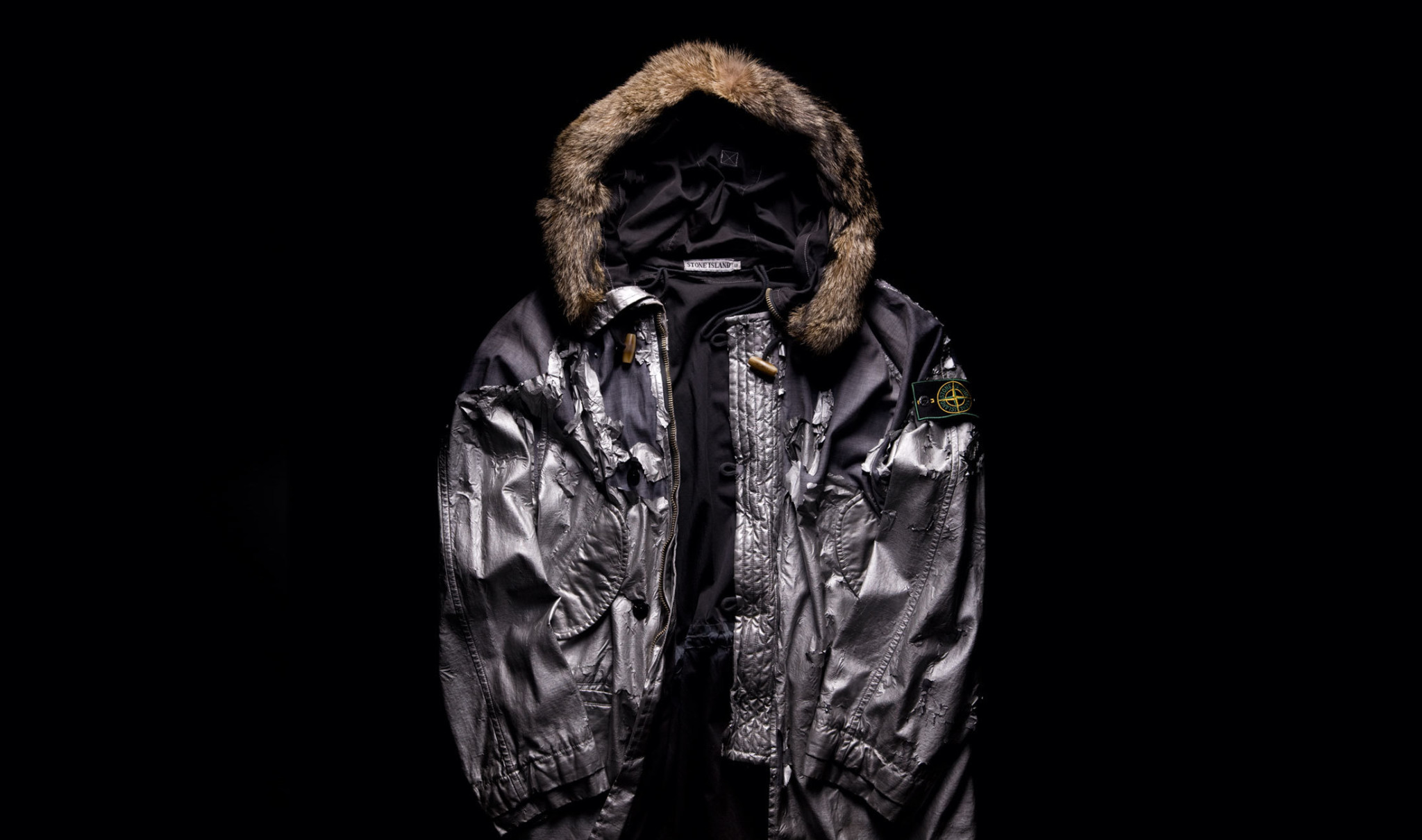 マッシモ・オスティのリエンジニアリング | SSENSE 日本