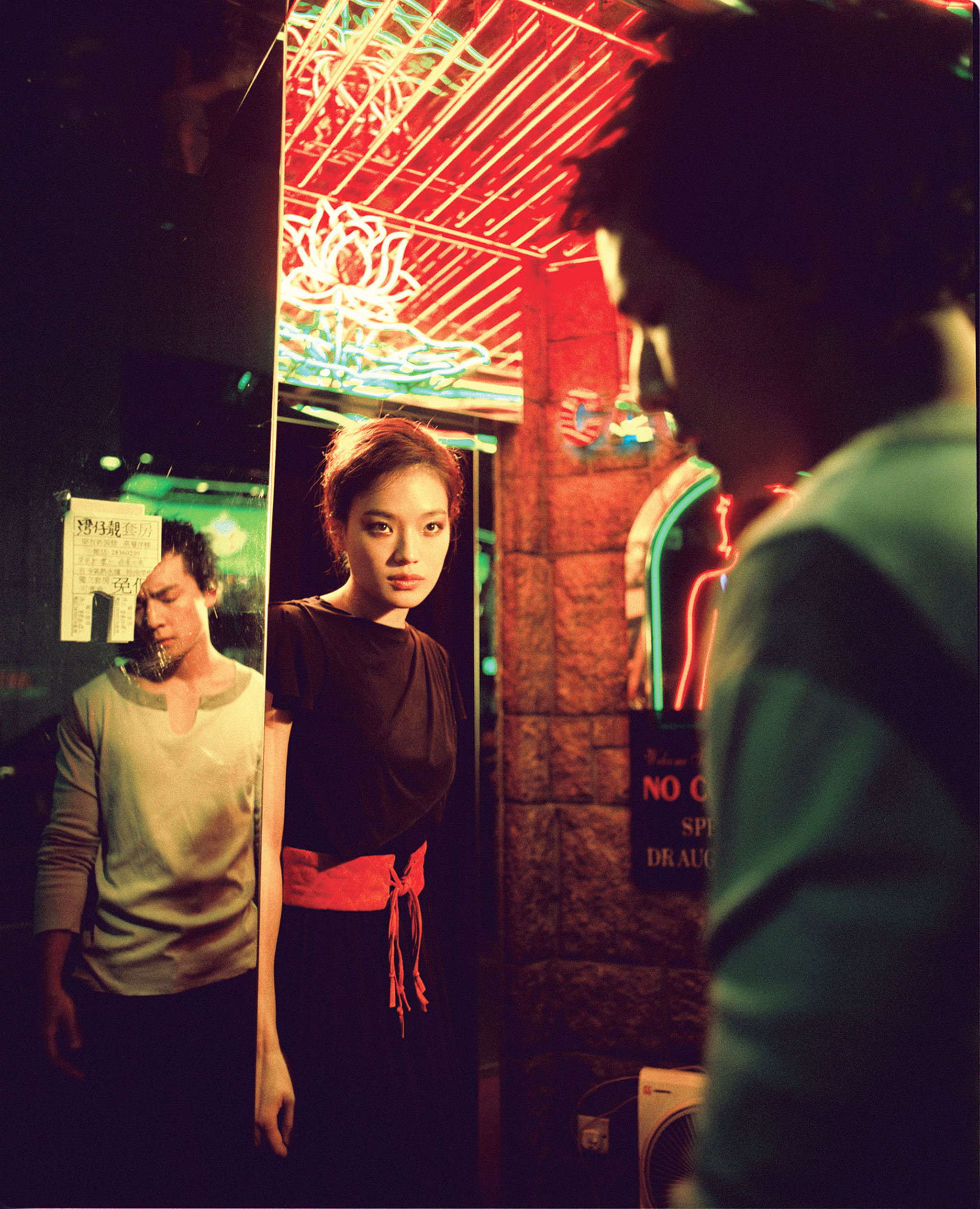 ウォン・カーウァイの映画セットに見るビジョン | SSENSE 日本