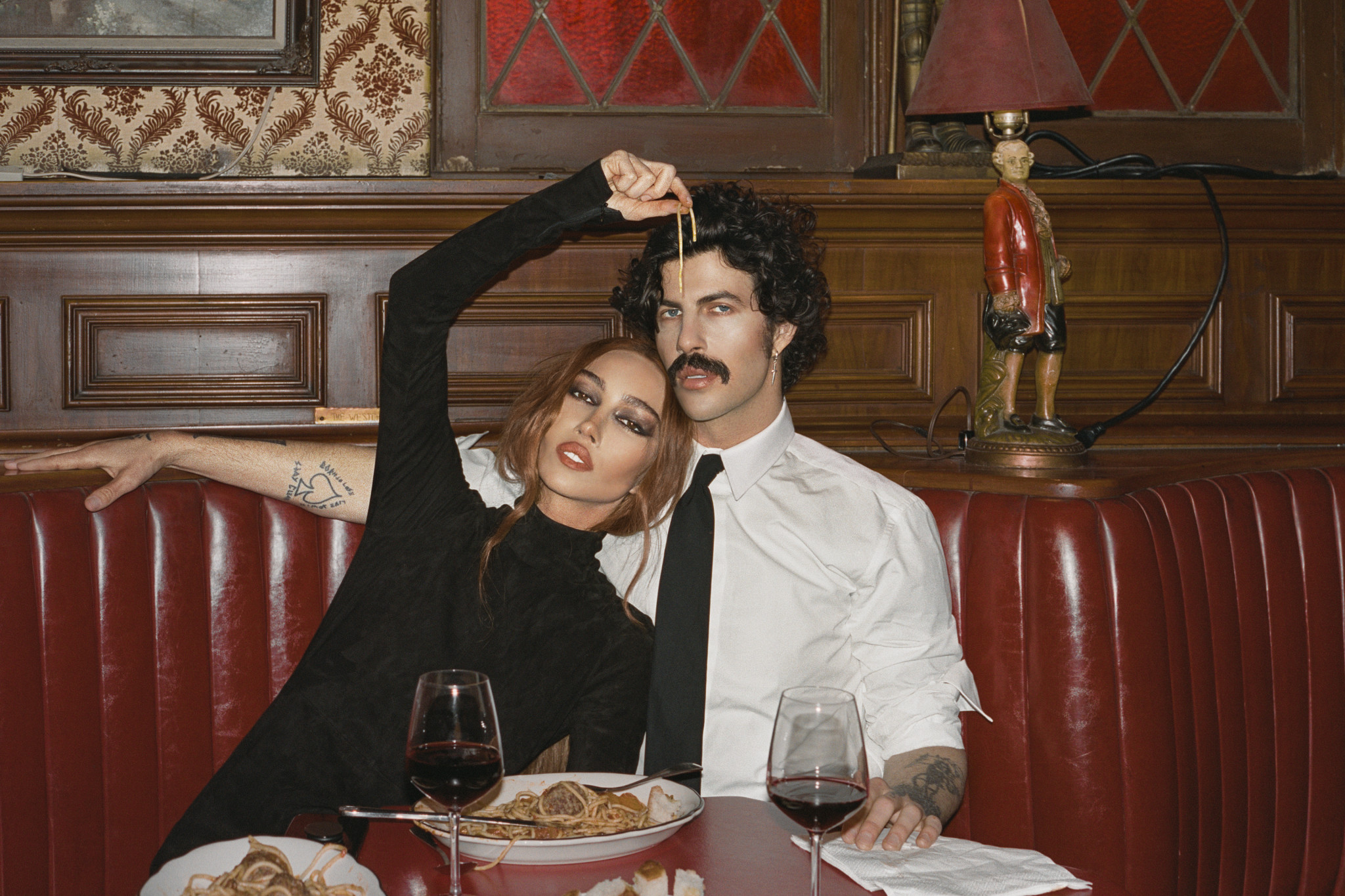 ナディア・リー・コーエンのFerragamoデート | SSENSE 日本