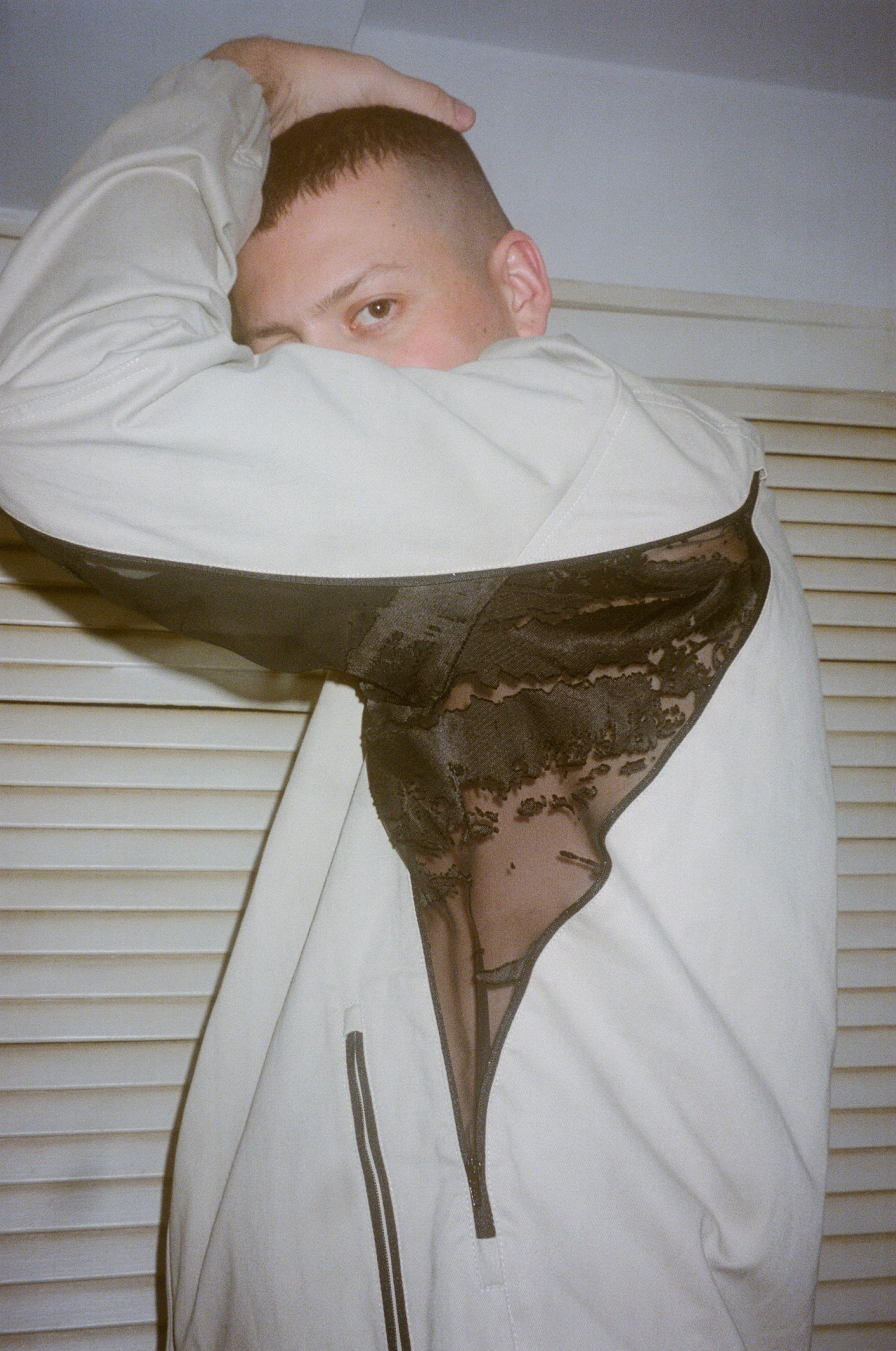 Olly Shinderのエロティックなワークウェア | SSENSE 日本 Olly Shinderのエロティックなワークウェア | SSENSE 日本