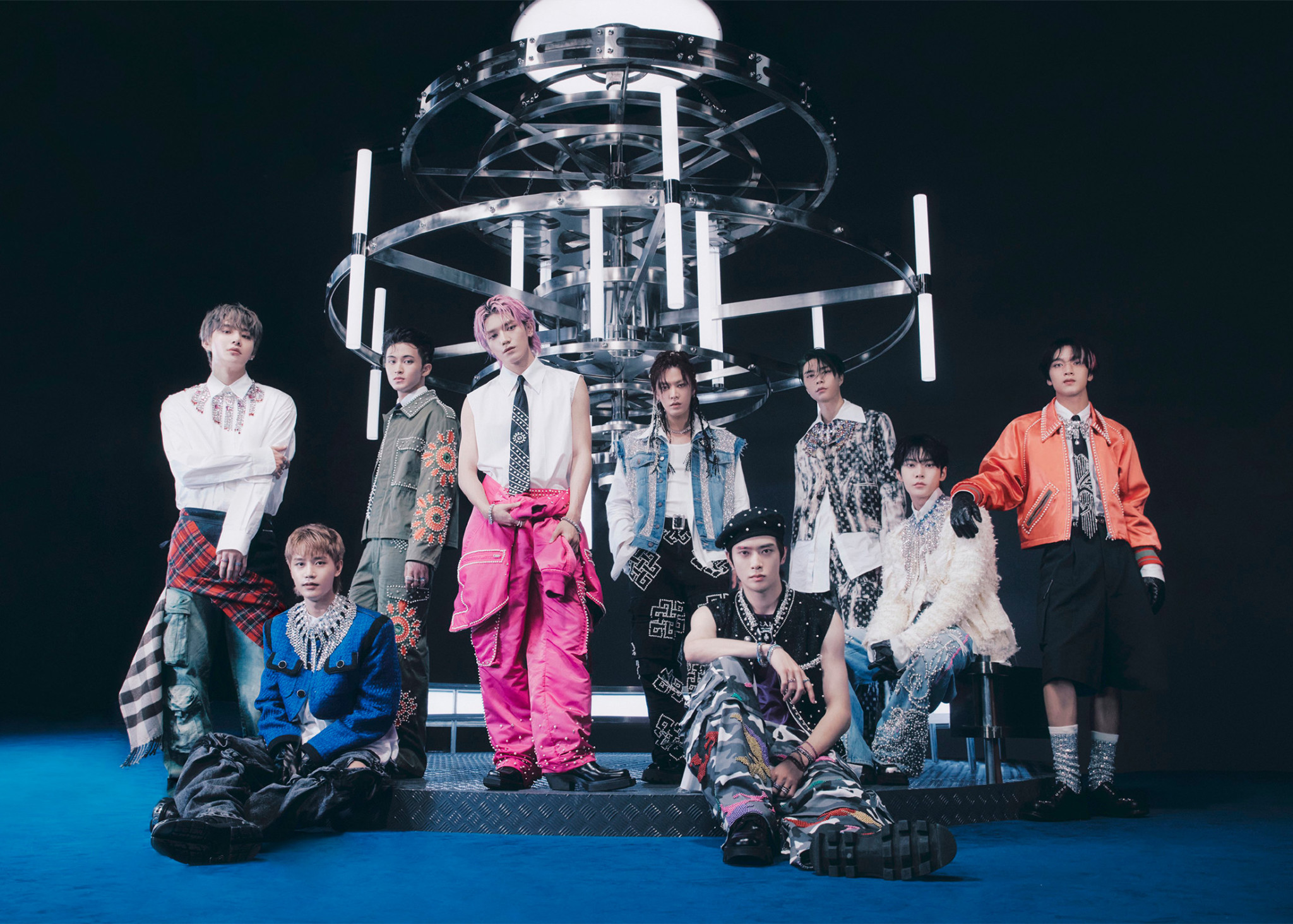 K-POPを輝かせる4人の気鋭スタイリストたち | SSENSE 日本