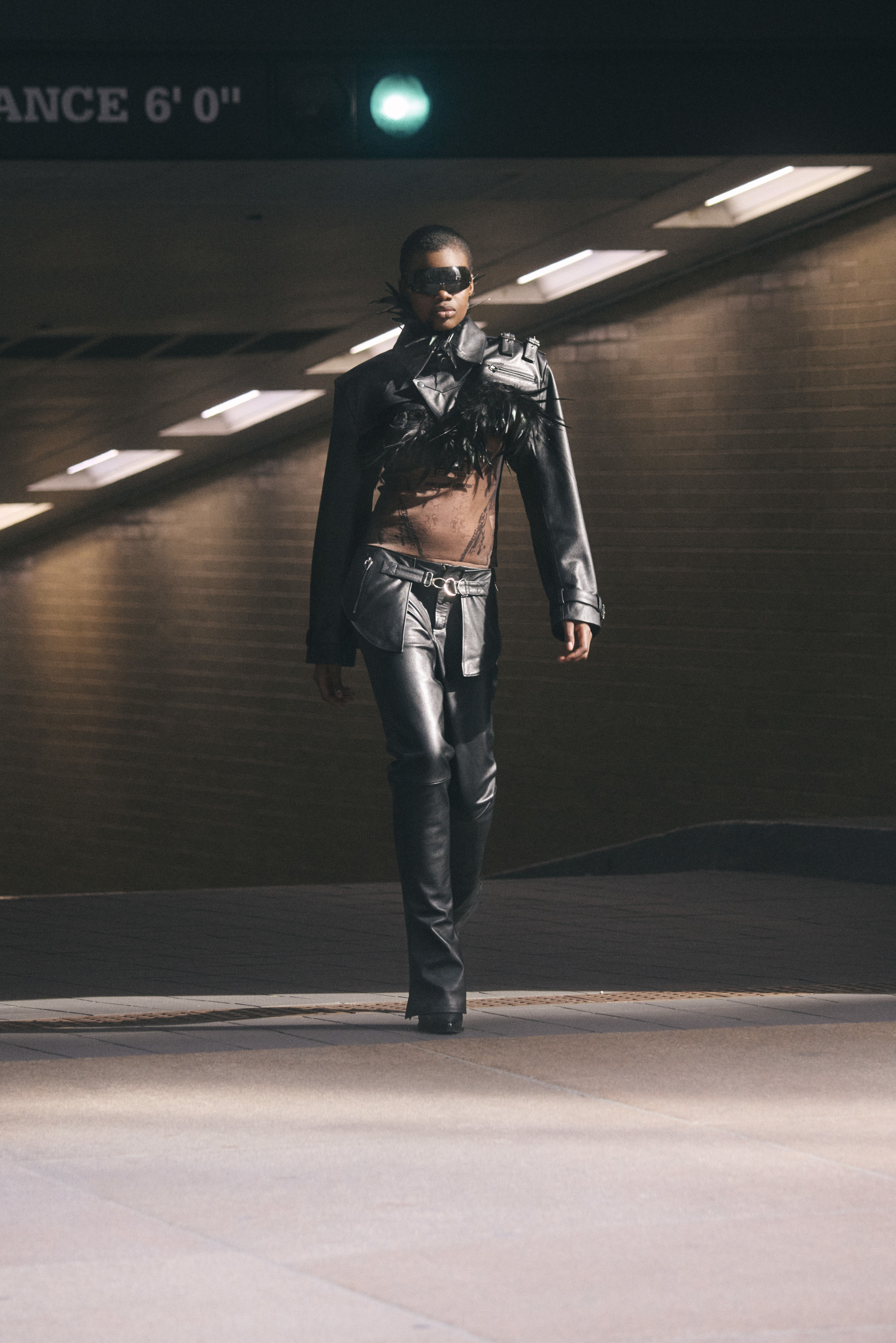 シェーン・オリバーが攪拌したゴルチエの世界 | SSENSE 日本