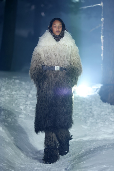 去香榭丽舍，或晴或雨