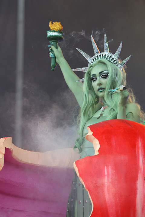 You’ve Got to Be Real to Be a Pop Girl