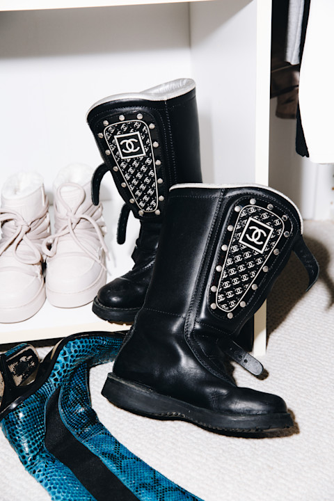 Cult Linguistics with Madeline Argy