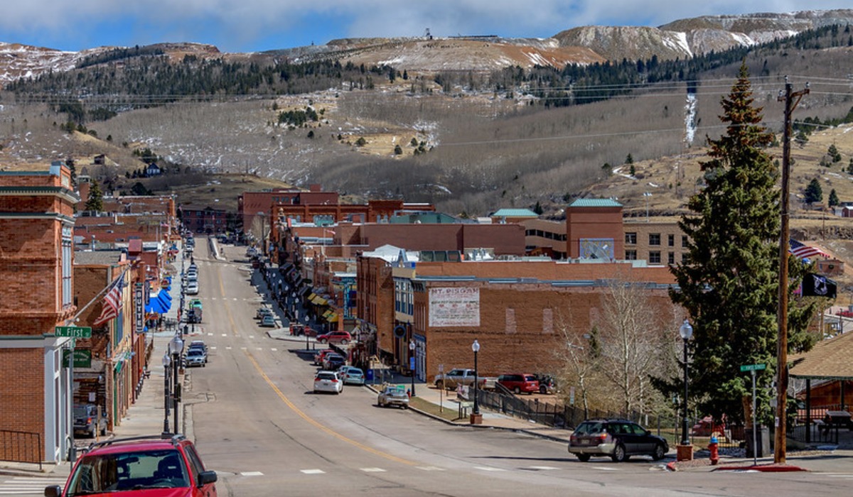 brown rocky mountain under blue sky during daytime