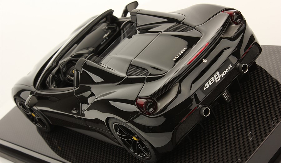 FERRARI-488-SPIDER-2019