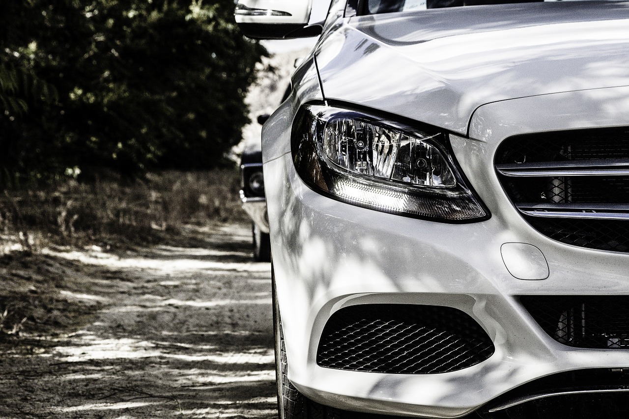 Rent Mercedes Benz in Dubai