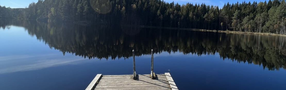 Kloppa badeplass tatt fra brygga