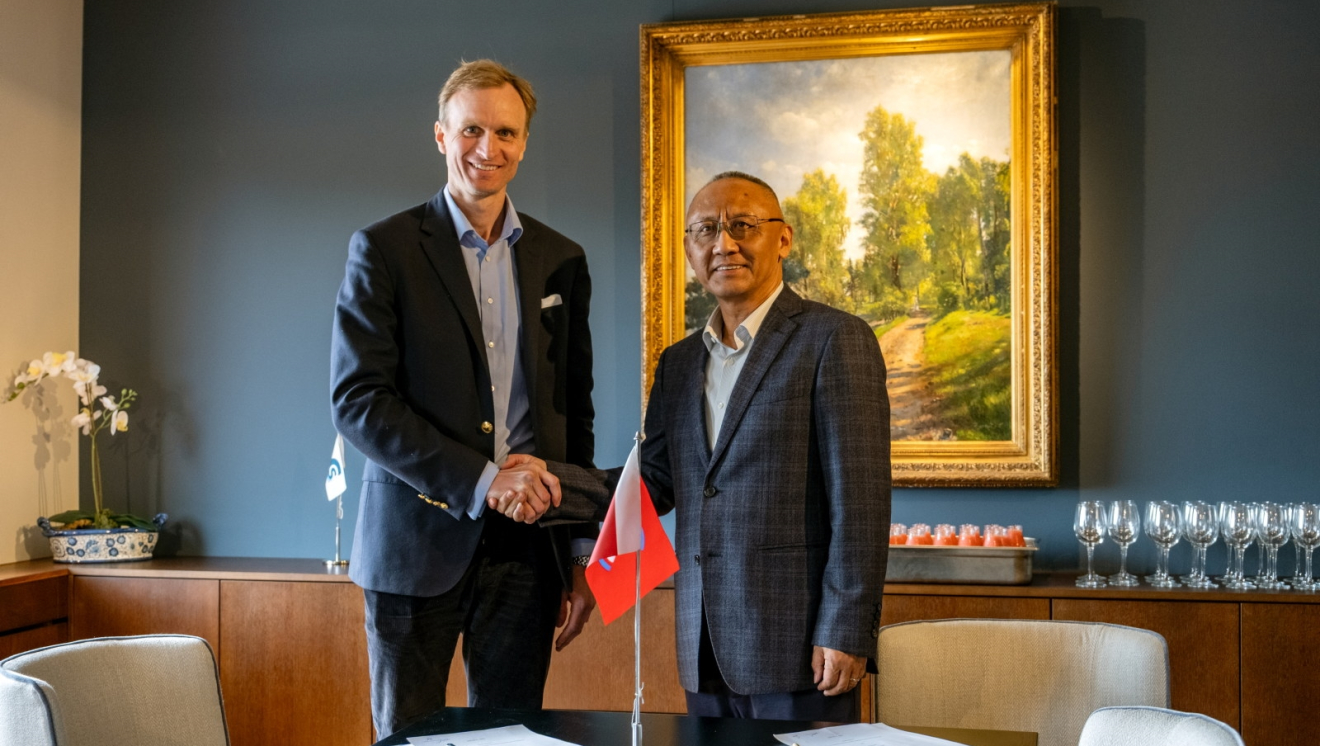Eitzen signeringsseremoni elektriske containerskip